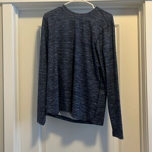 Men’s Lululemon shirt size M